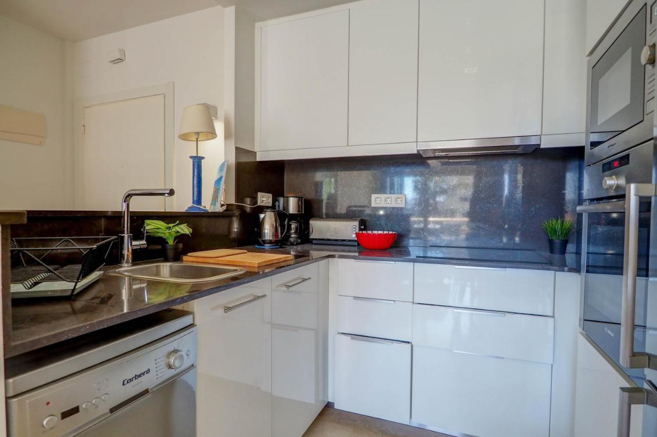 Mediterraneo Seaview Apartment By Hello Homes Sitges Zewnętrze zdjęcie