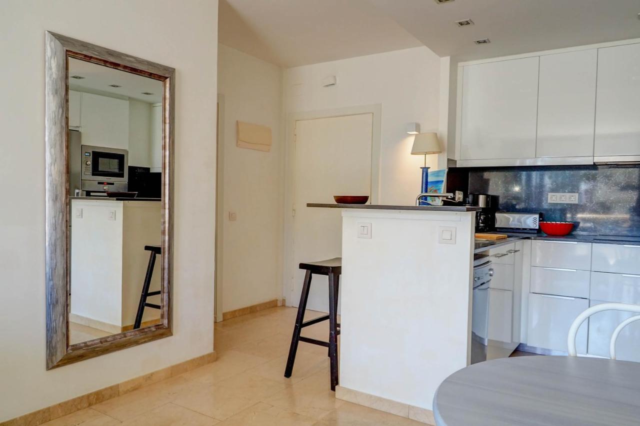 Mediterraneo Seaview Apartment By Hello Homes Sitges Zewnętrze zdjęcie