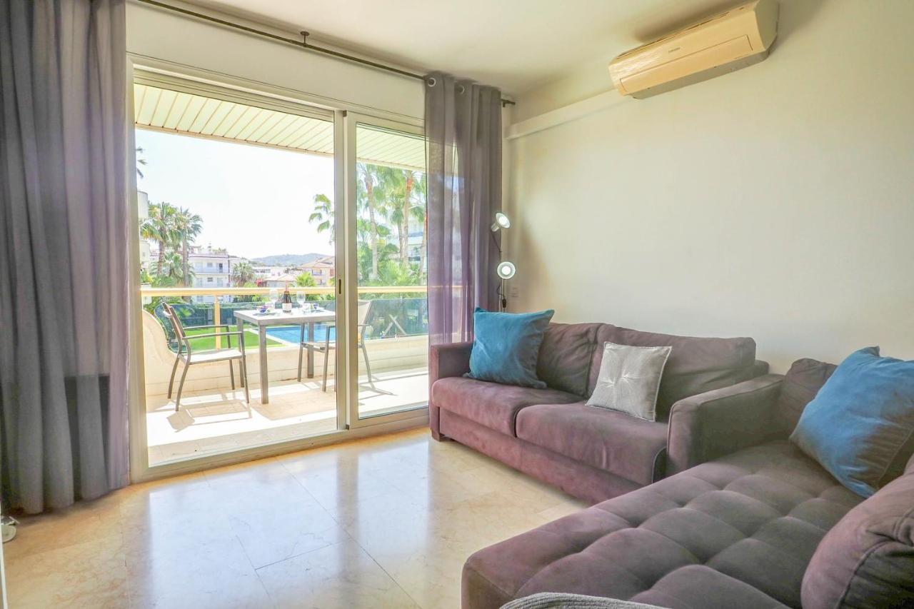 Mediterraneo Seaview Apartment By Hello Homes Sitges Zewnętrze zdjęcie