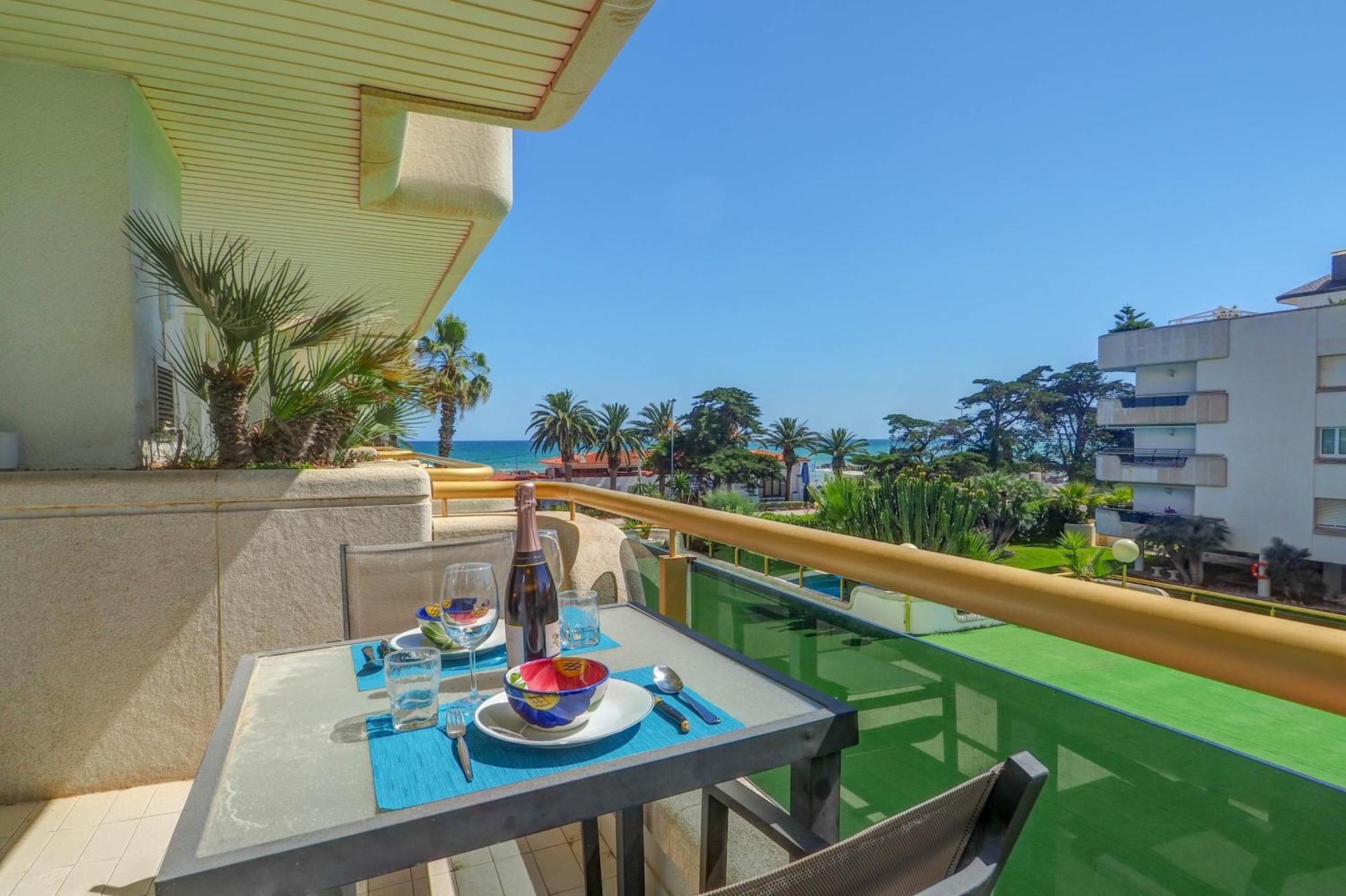 Mediterraneo Seaview Apartment By Hello Homes Sitges Zewnętrze zdjęcie