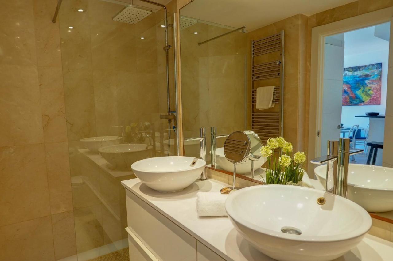 Mediterraneo Seaview Apartment By Hello Homes Sitges Zewnętrze zdjęcie
